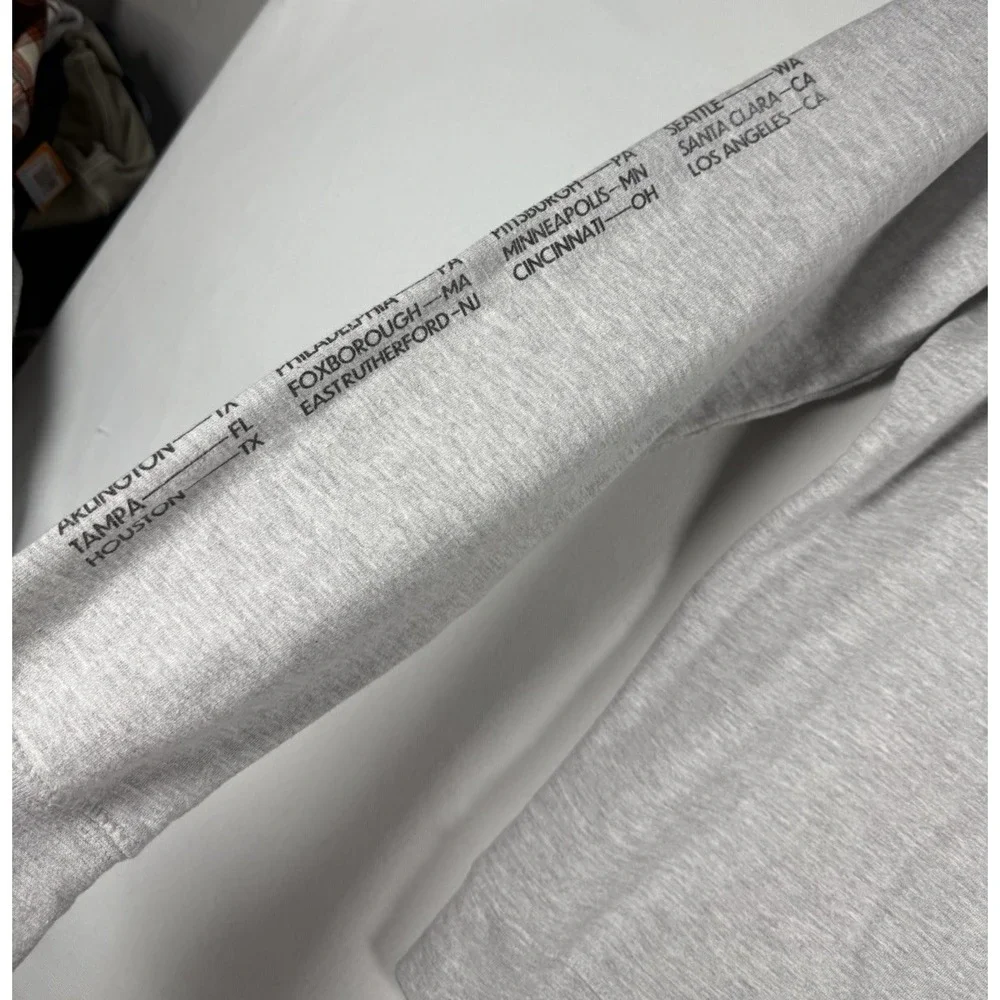 Taylor Swift Eras Tour Sweatshirt 2023 Grey Sweater Official Women's XL Crew